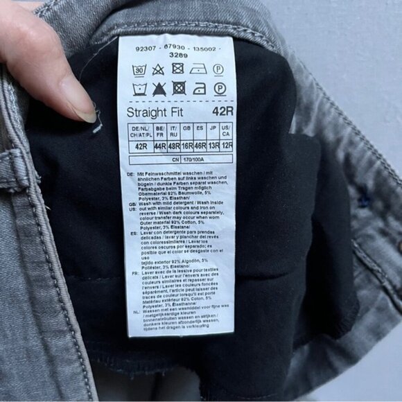 Gerry Weber straight fit grey denim jeans Sz 42R/ 32” - Picture 7 of 11